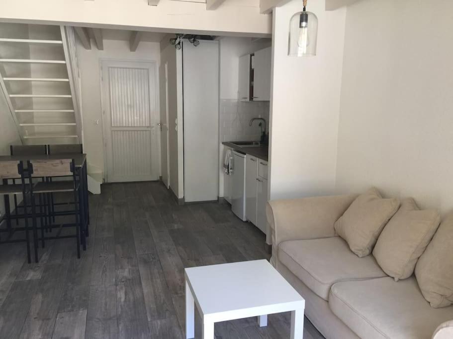 T3 En Duplex Avec Grande Piscine Apartment Anglet Bagian luar foto